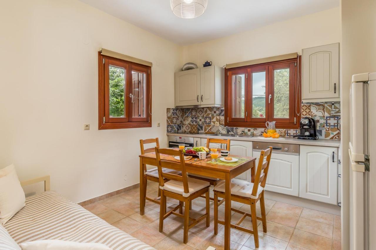 Olive Grove Apartment Skópelos Eksteriør bilde
