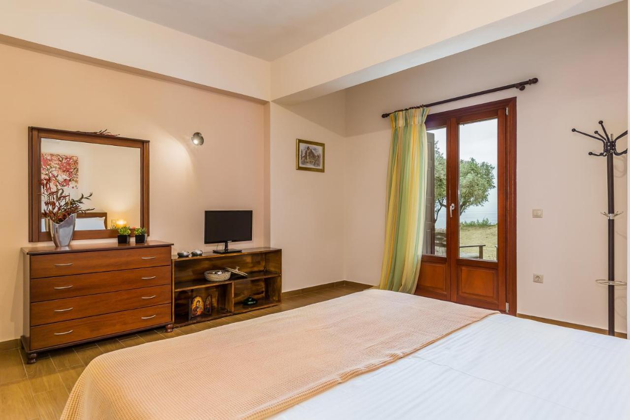 Olive Grove Apartment Skópelos Eksteriør bilde